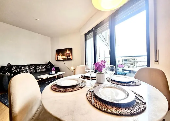 Stylish 1br With Parking And Outdoor Spaces Luxemburgo