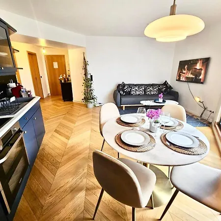 아파트 Stylish 1br With Parking And Outdoor Spaces *